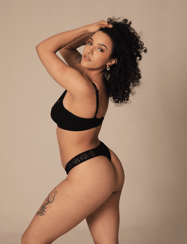 Lace Thong von ZOCKN