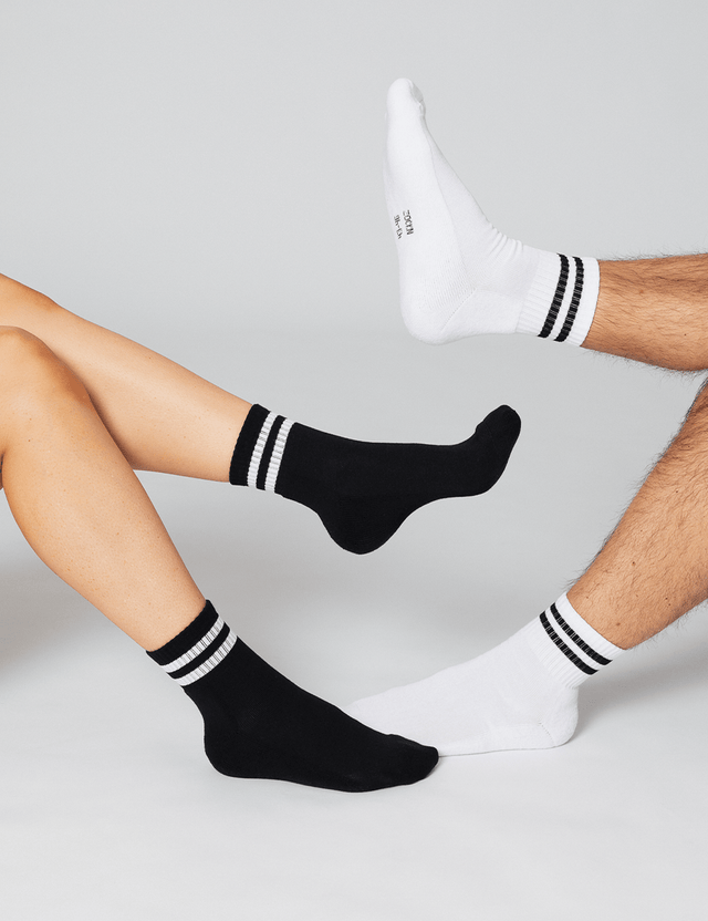 Bundle: Basic Leggings + Kurze Tennissocken von ZOCKN