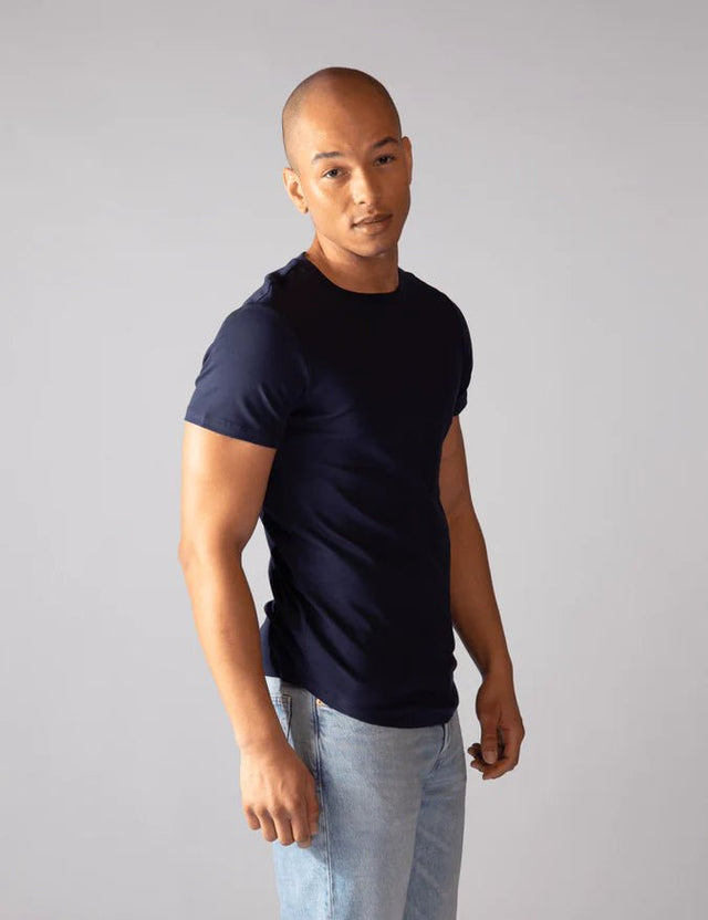T-Shirt | Curved | Schwarz, Weiß, Beige, Blau | Für Männer von ZOCKN